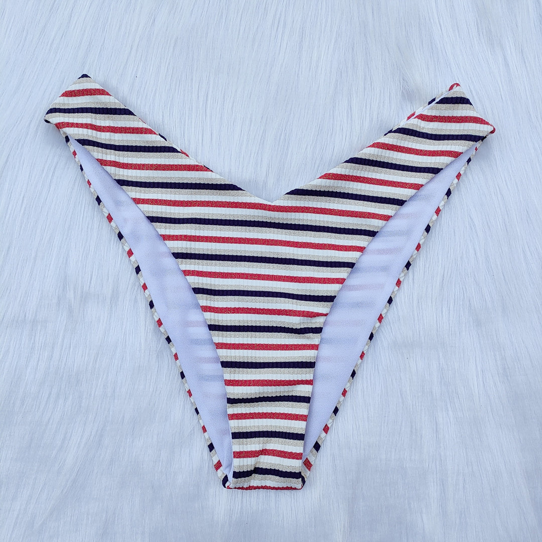 Women's triangle bikini with multiple straps Mune Fashion