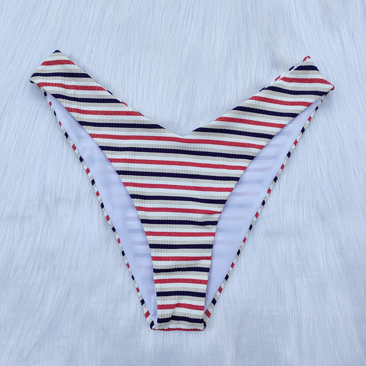 Women's triangle bikini with multiple straps Mune Fashion