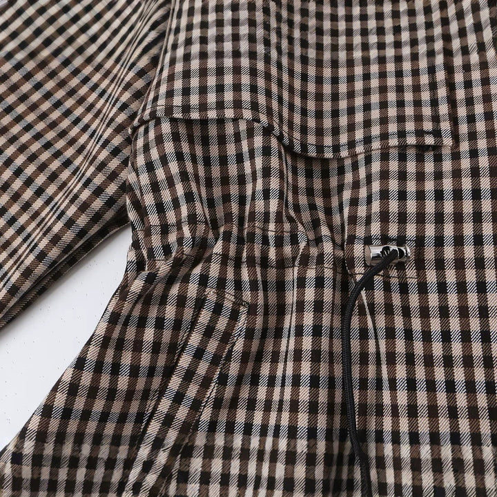 Women's Short Checked Trench Coat with Drawstring Waist and Wide Lapels Mune Fashion