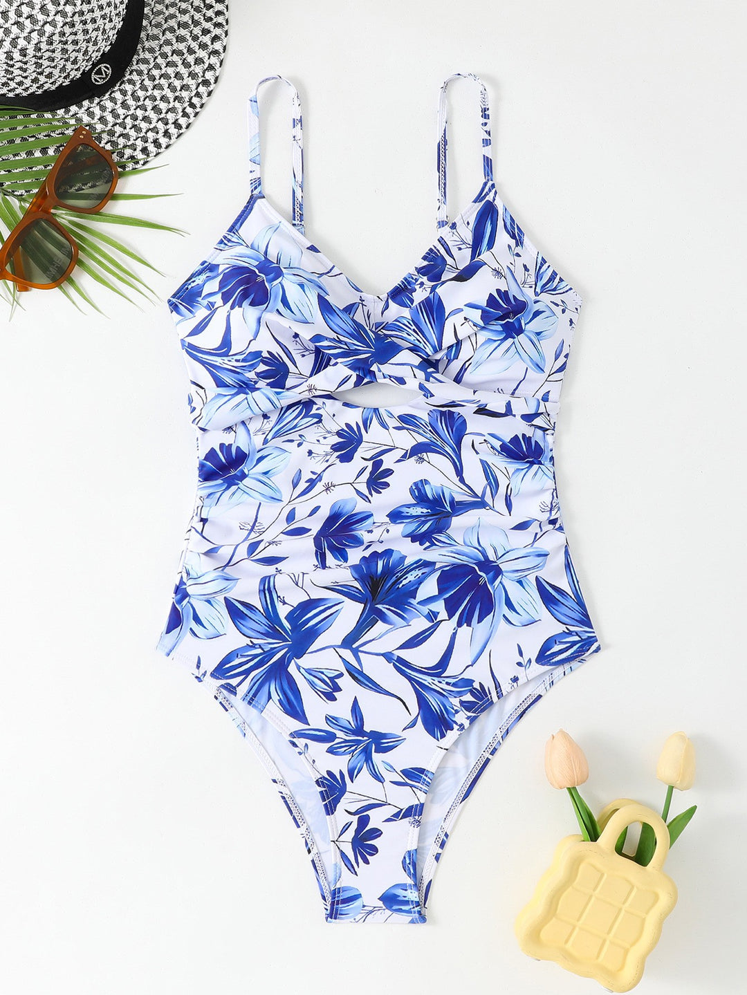 Women's Elegant One-Piece Swimsuit with Floral Design Mune Fashion