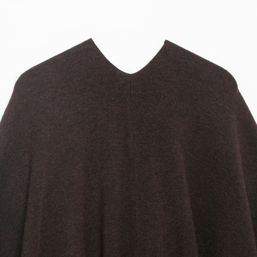 Women Fringe Poncho made of soft wool blend with V-neck Mune Fashion
