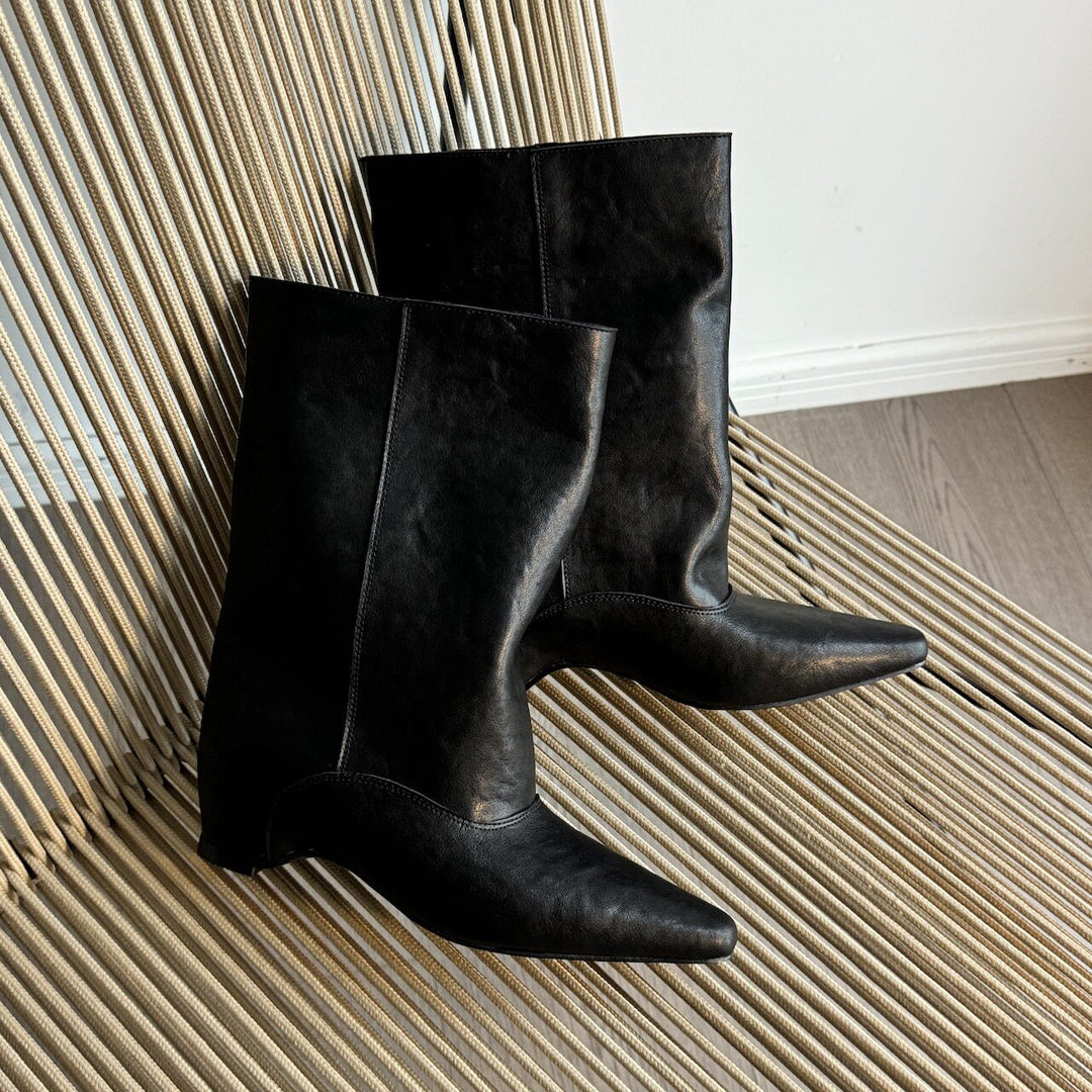 Women's Stylish Ankle Boots with Pointed Toe Mune Fashion