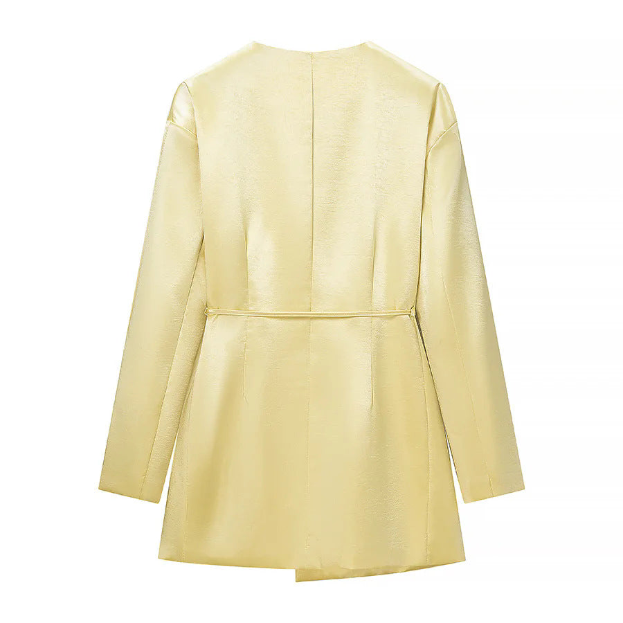 Women's elegant two-piece set with wrap blazer, figure-flattering tie belt, and wide palazzo pants Mune Fashion
