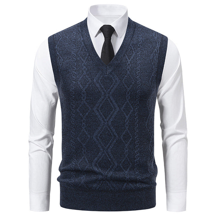 Men's Knitted Pullover with V-Neck and Textured Cable Pattern Mune