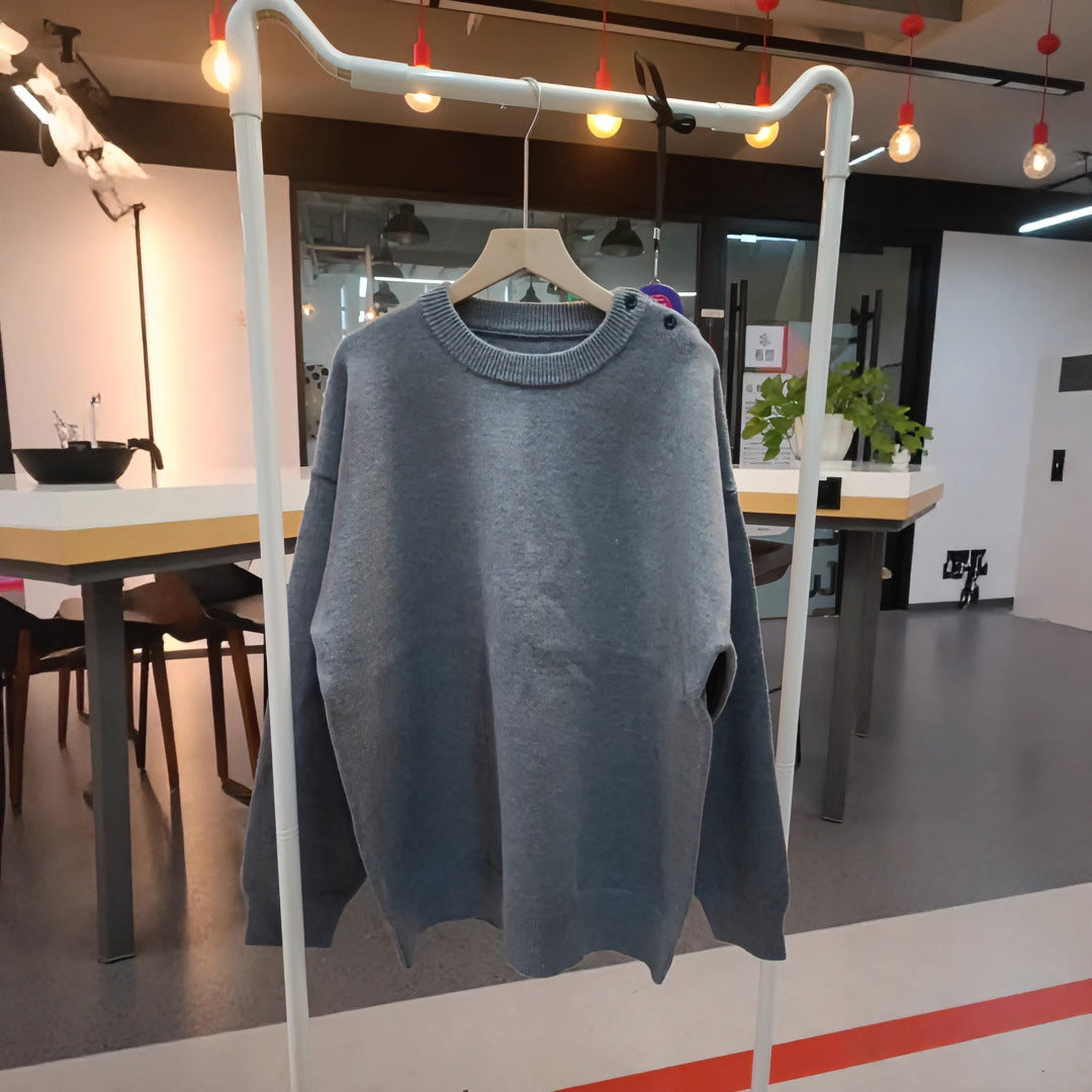 Unisex Oversized Knit Sweater with Destroy Details and Round Neckline Mune Fashion