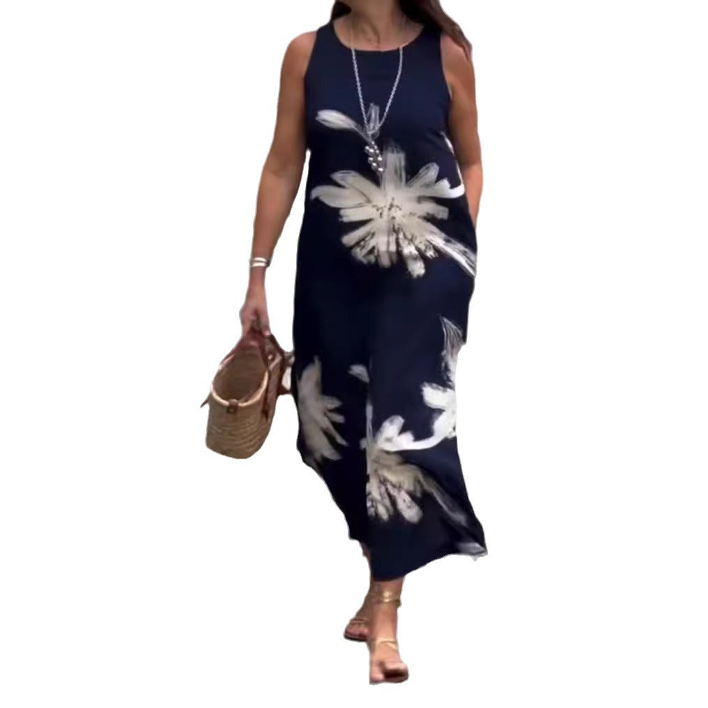 Women sleeveless casual maxi dress made of lightweight jersey with large brush flower pattern and hidden side pockets Mune Fashion