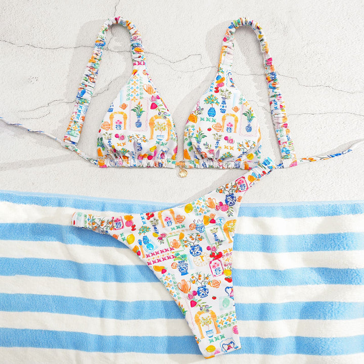 Women's triangle bikini with colorful floral pattern and adjustable straps Mune Fashion