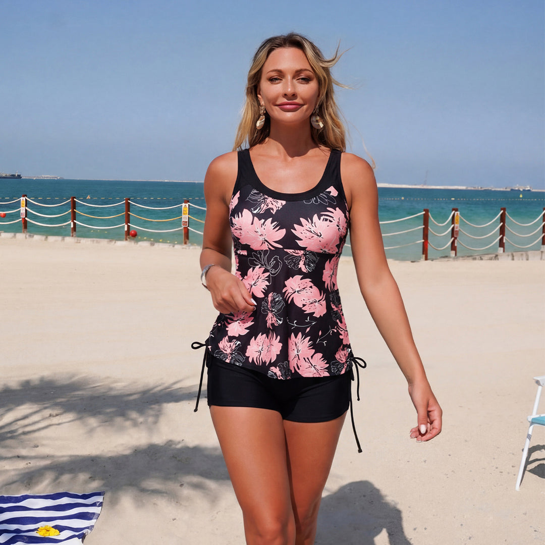 Women's sports top with sporty shorts Mune Fashion
