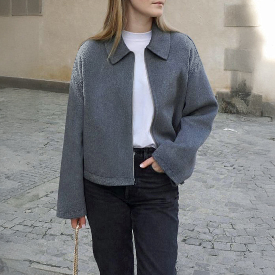 Women's cashmere-like wool jacket with full zip, oversized cut and shirt collar Mune Fashion