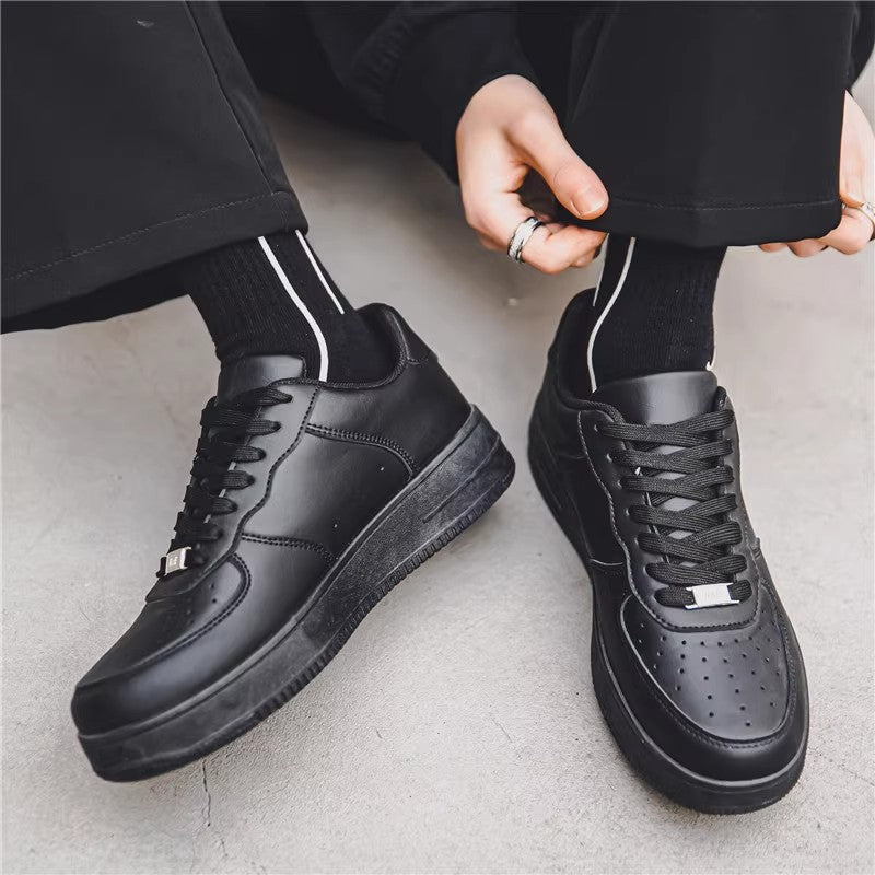 Unisex minimalist Court Sneaker with perforated toe cap and padded comfort insole Mune Fashion