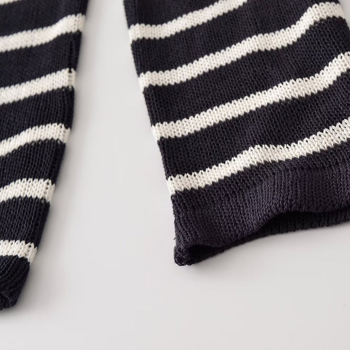 Women's Striped Fine Knit Sweater with Button Placket and Round Neck Mune Fashion