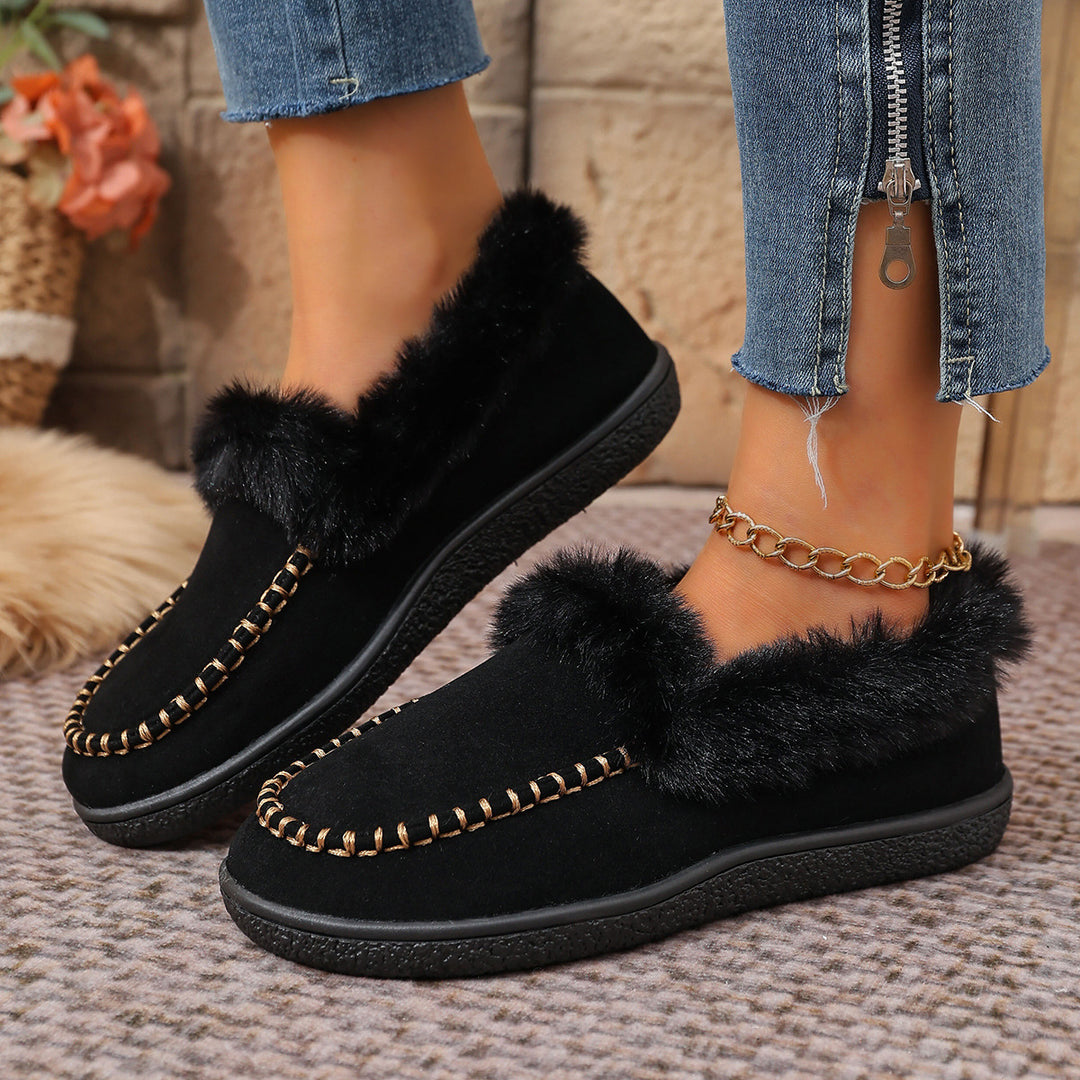 Women Padded Moccasin Slippers with Faux Fur Trim and Decorative Stitching Mune Fashion