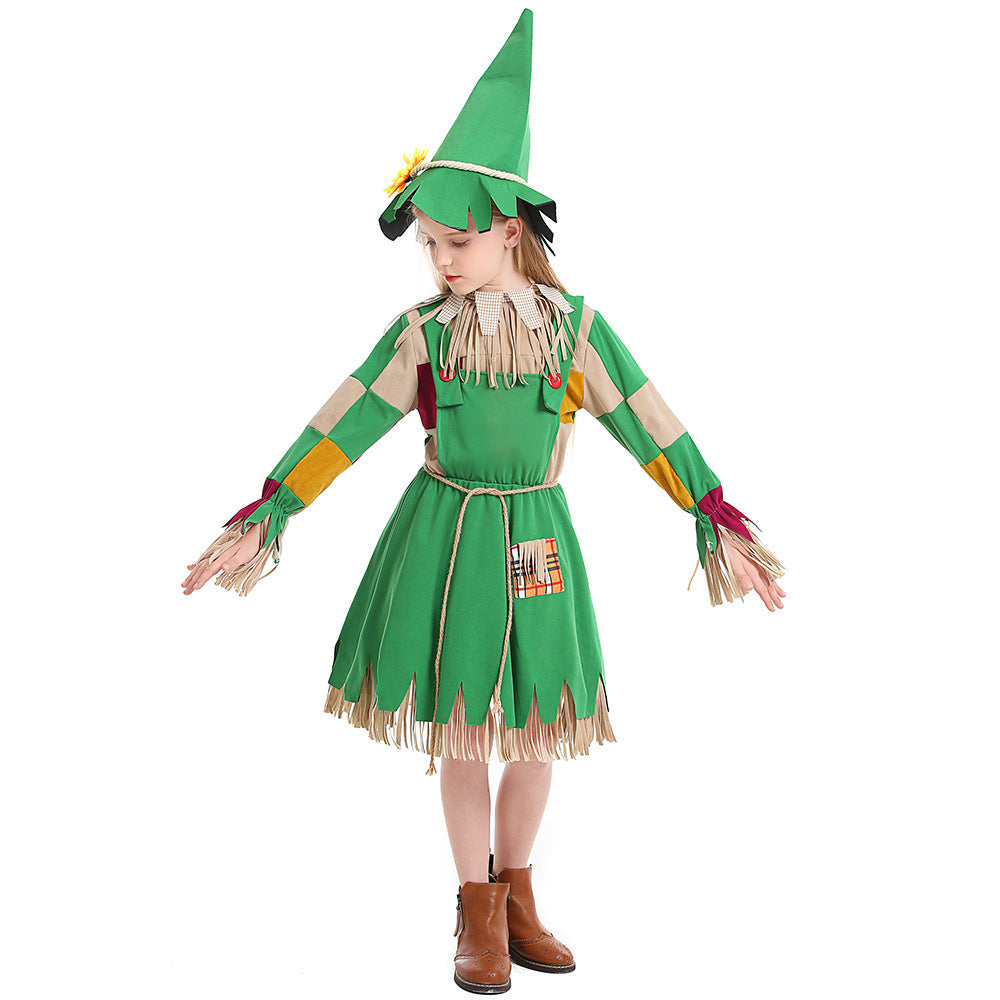 Girl costume as a whimsical scarecrow with fashionable details Mune Fashion