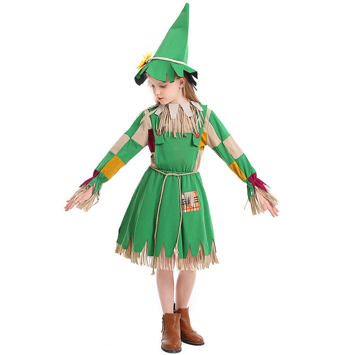 Girl costume as a whimsical scarecrow with fashionable details Mune Fashion