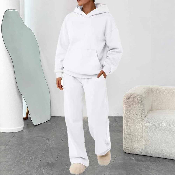 Women's two-piece leisure lounge set with hoodie, kangaroo pocket, and straight lounge pants made of soft cotton blend Mune Fashion