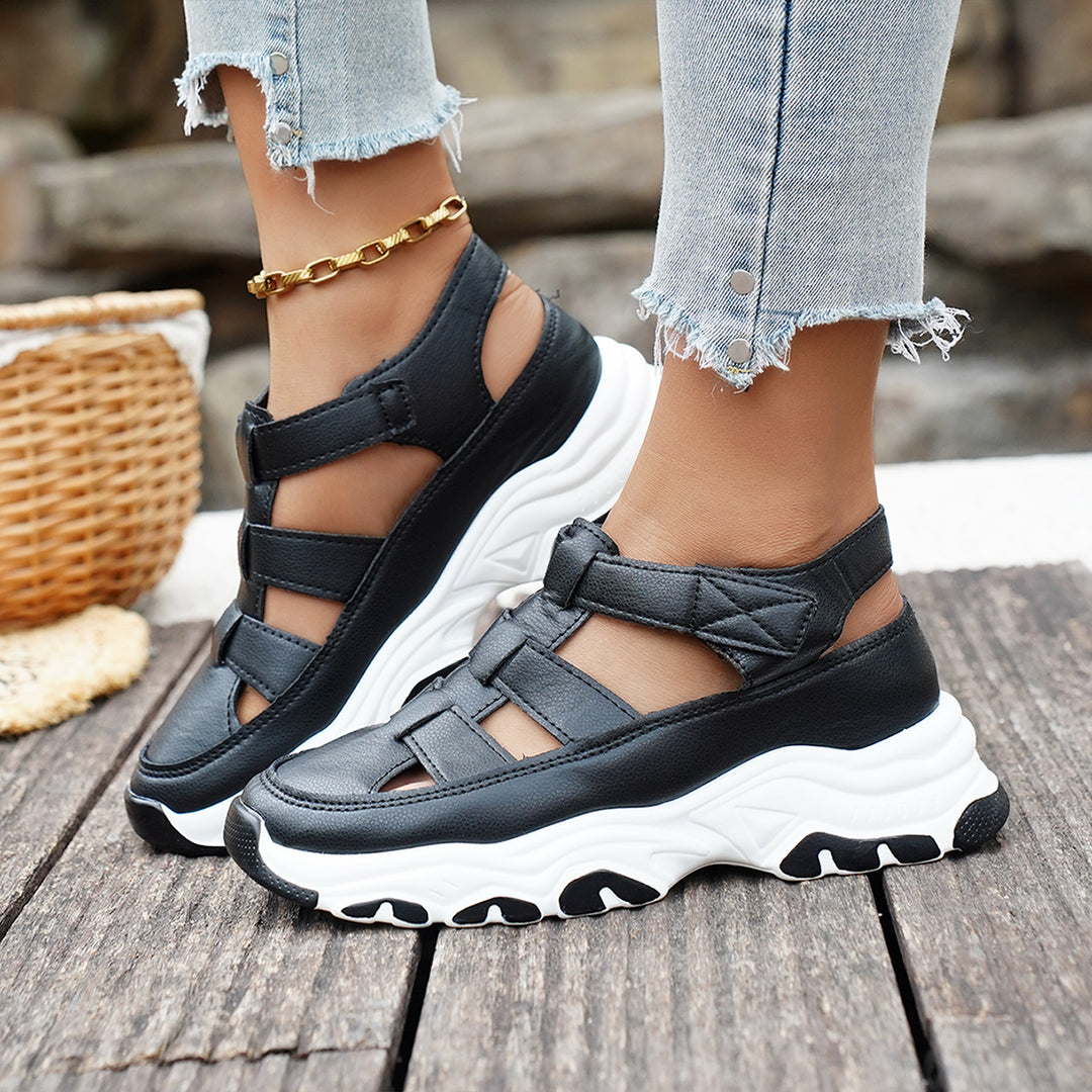 Women’s sporty platform sandals in sneaker style with adjustable straps and cushioned EVA sole Mune Fashion