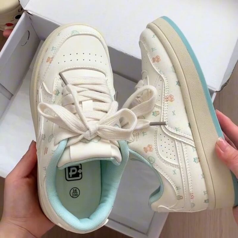 Women's Comfortable Leisure Sneakers with Floral Design Mune Fashion