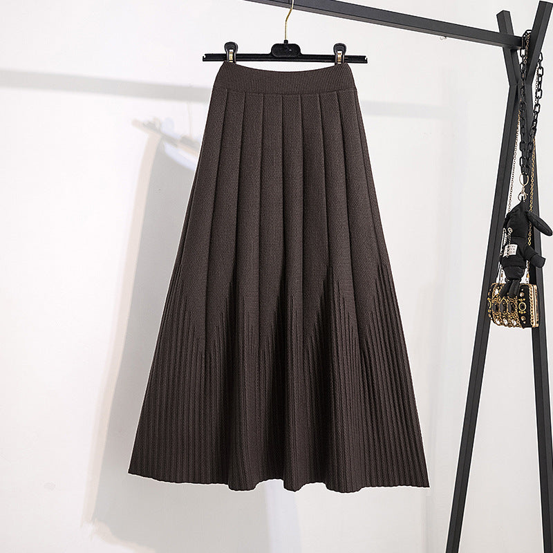 Ladies Elegant Pleated Skirt with Button Details Mune Fashion
