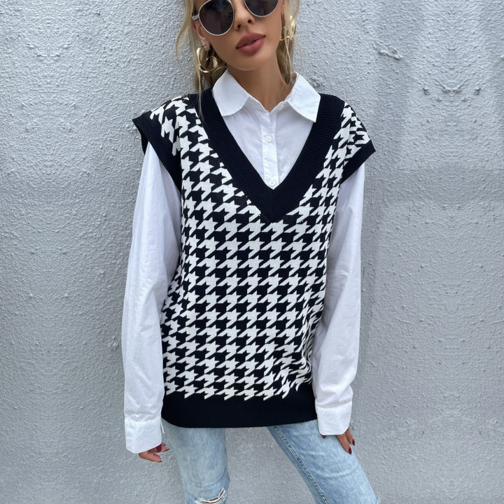 Women's Oversized Knitted Vest with Houndstooth Pattern and V-Neck Mune Fashion