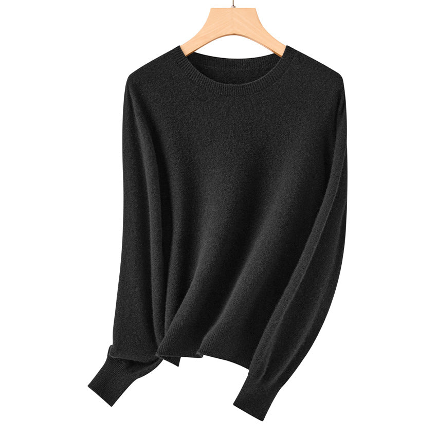 Women's fine round neck pullover made of ultra-light fine knit with ribbed cuffs Mune Fashion