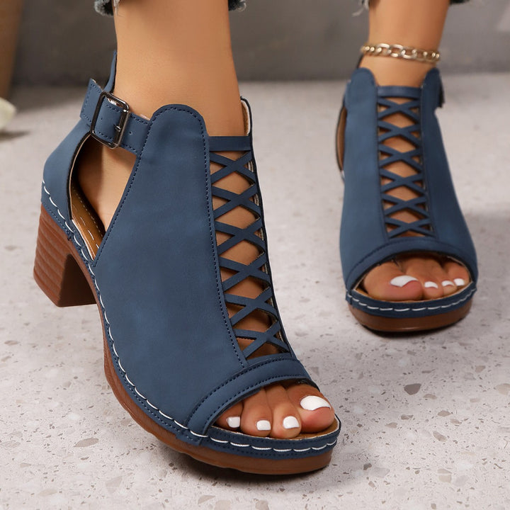 Women nan strap sandal with crossed strap pattern, heel zipper and padded comfort footbed Mune Fashion