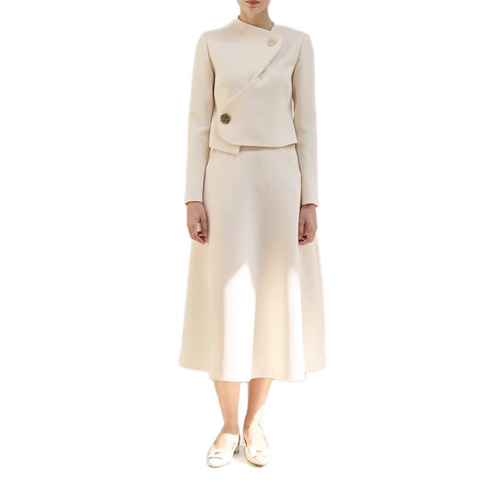 Ladies Elegant cropped blazer jacket with asymmetric cut Mune Fashion