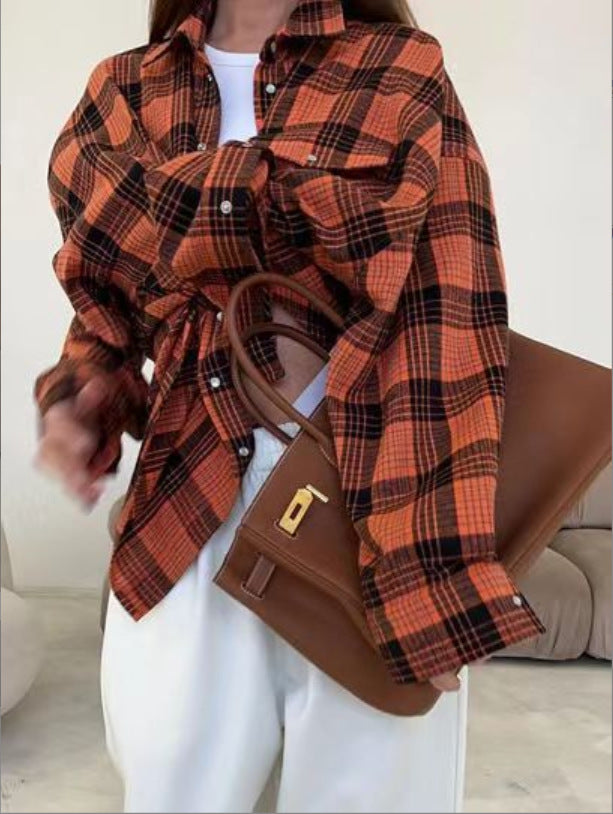 Women's Checkered Oversized Flannel Shirt Blouse with Snap Button Placket and Shirt Collar Mune Fashion