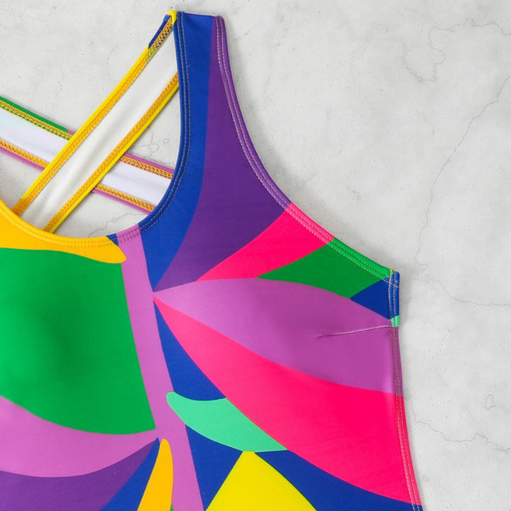 Women's Sporty Swimsuit with Modern Back Cut Mune Fashion