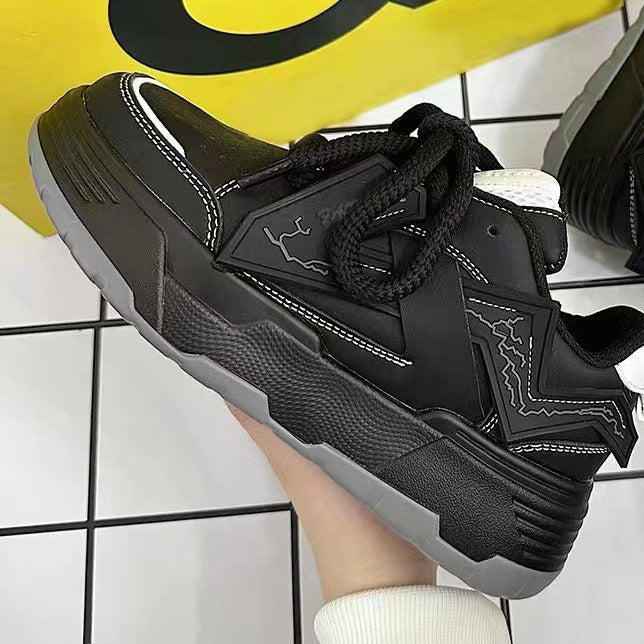 Women's fashionable sport sneakers with innovative design and breathable materials Mune Fashion