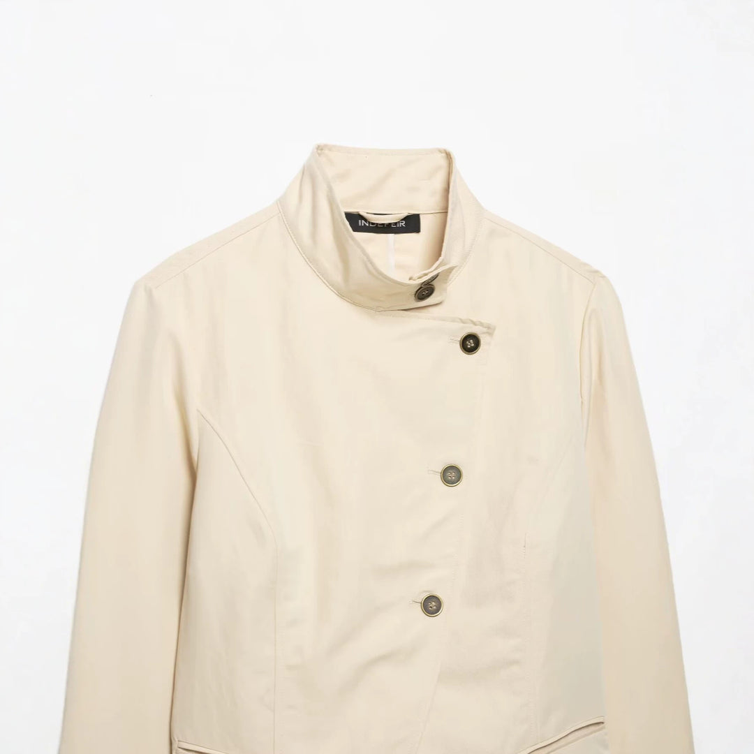 Women's asymmetrical cropped transitional jacket with stand-up collar and tailored fit Mune Fashion