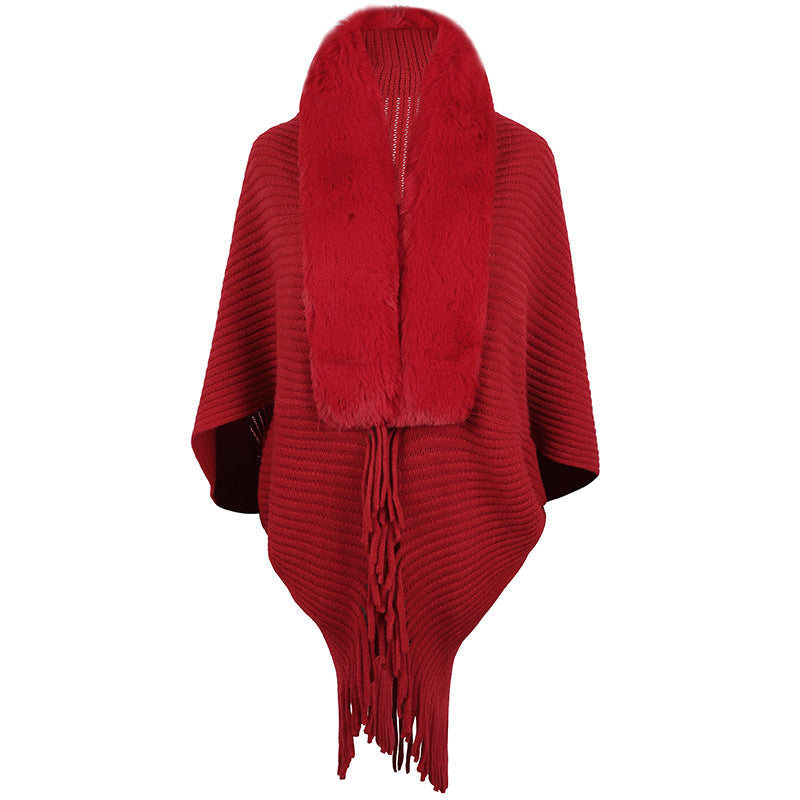 Women's Luxurious Knit Poncho with Elegant Faux Fur Collar and Fringes Mune