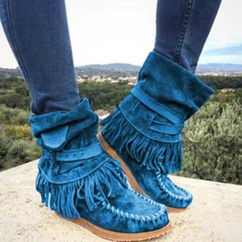Women's moccasin ankle boots with fringes, decorative buckle and hand-stitched moccasin seam Mune Fashion