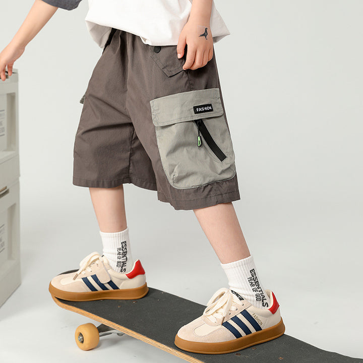 Unisex casual capri shorts with functional pockets Mune Fashion