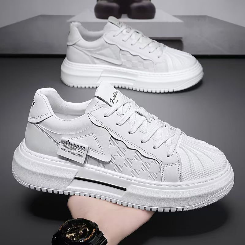 Women's fashionable platform sneakers with trendy check pattern and comfortable cushioning Mune Fashion