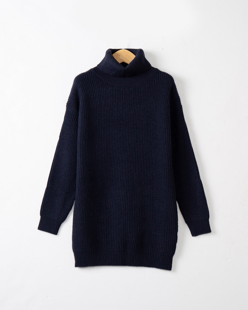 Women's Long Ribbed Turtleneck Sweater in Oversized Fit Mune Fashion