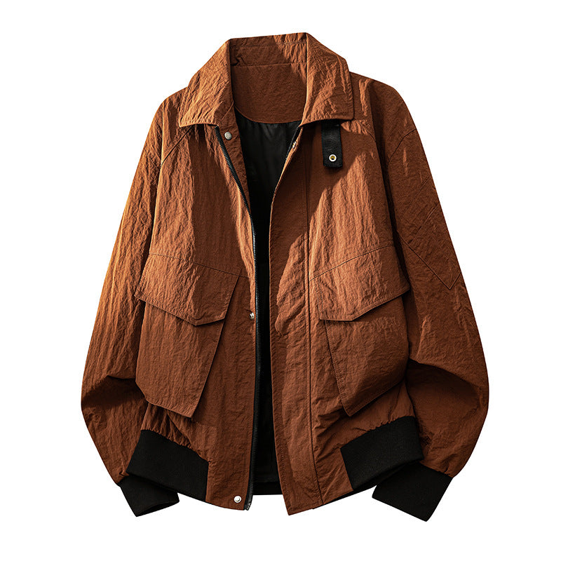 Men's lighter field bomber jacket with generous flap pockets, concealed zip placket and ribbed cuffs Mune Fashion