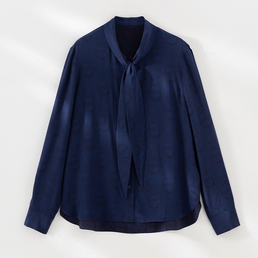 Women's blouse with bow collar and subtle jacquard texture Mune Fashion