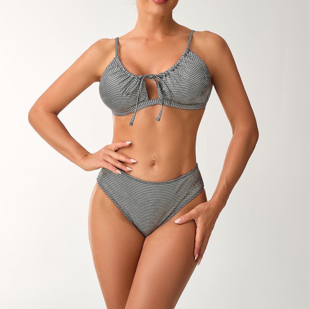 Ladies high-waisted bikini set with adjustable top and ruffle details Mune Fashion