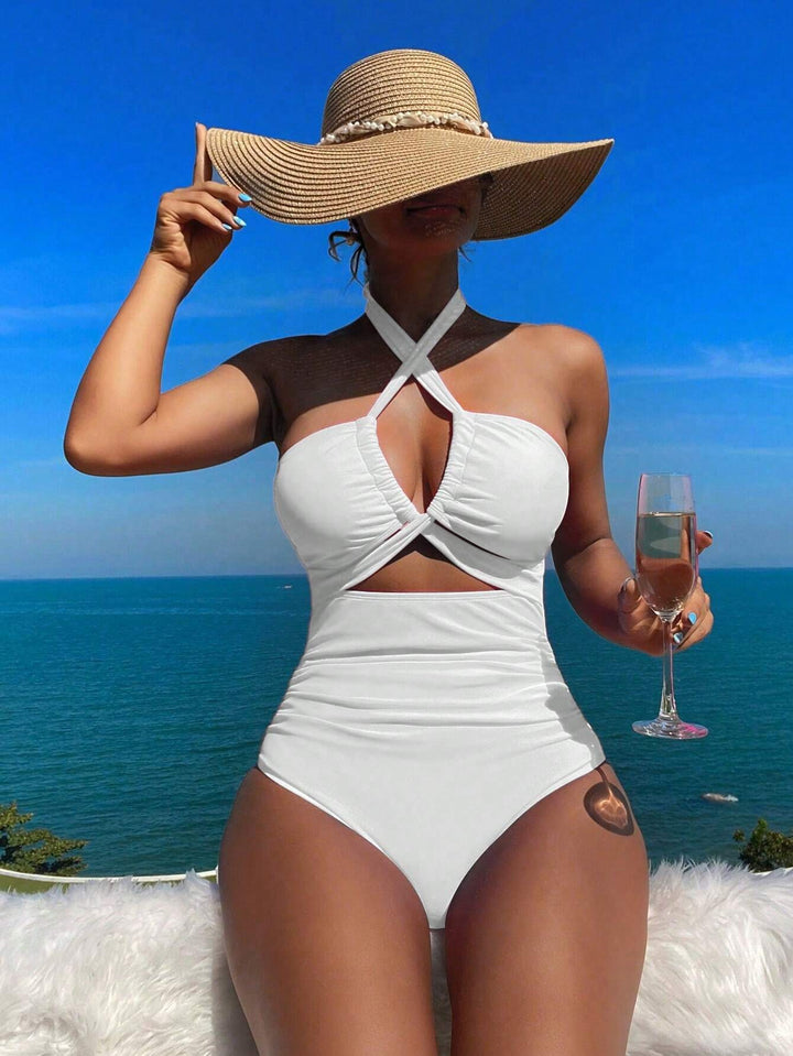 Women's high-summarizing swimsuit with innovative cut Mune Fashion