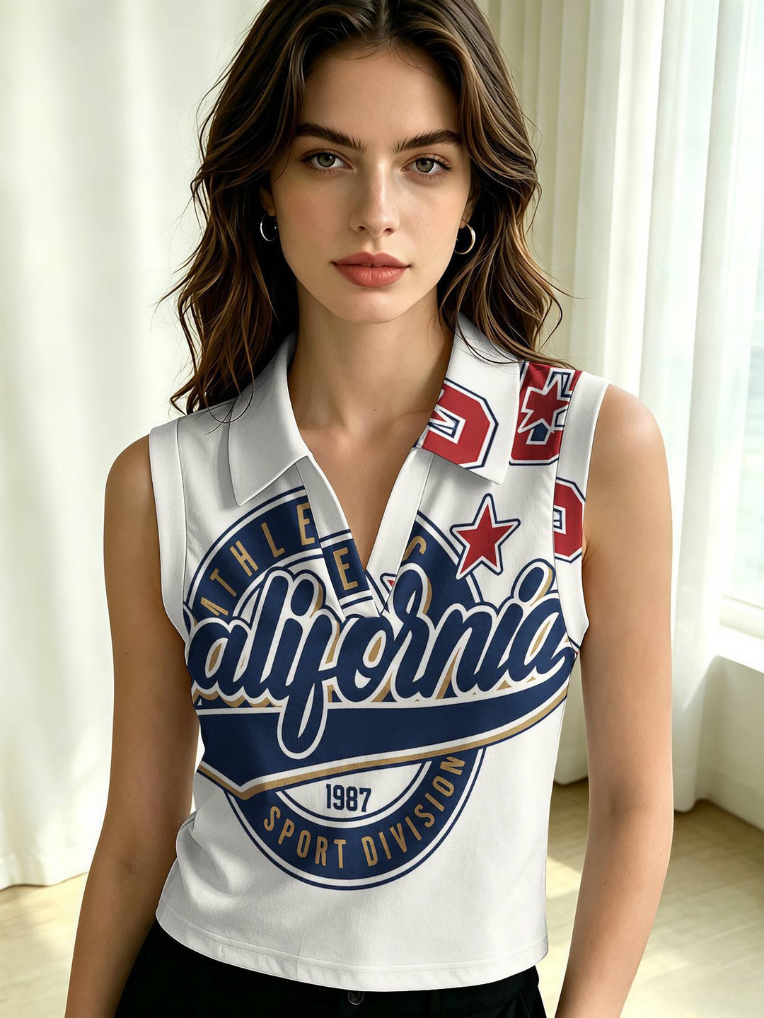 Women's sleeveless polo shirt crop top with V-neck, classic collar, and patriotic print Mune Fashion
