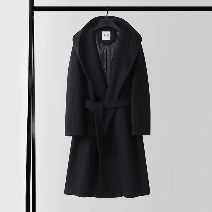 Men's maxi-length hooded coat made of wool blend with tie belt and boxy silhouette Mune Fashion
