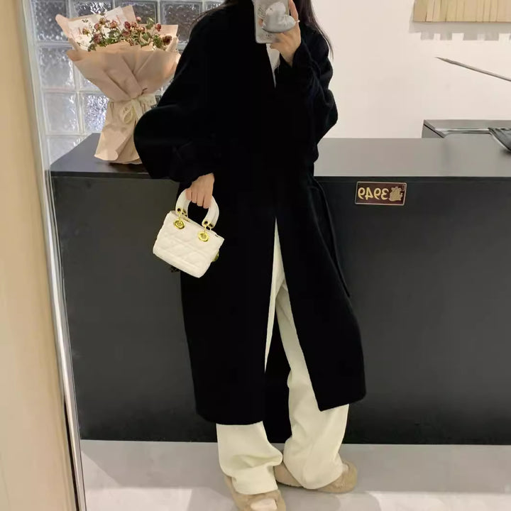 Women's oversized coat with dropped shoulder and long silhouette Mune Fashion