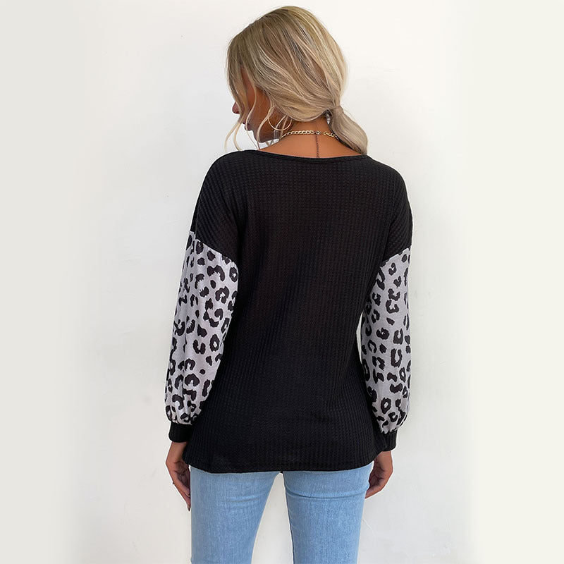 Ladies Casual Shirt with Waffle Structure, Leopard Sleeves and Knot Front Mune Fashion