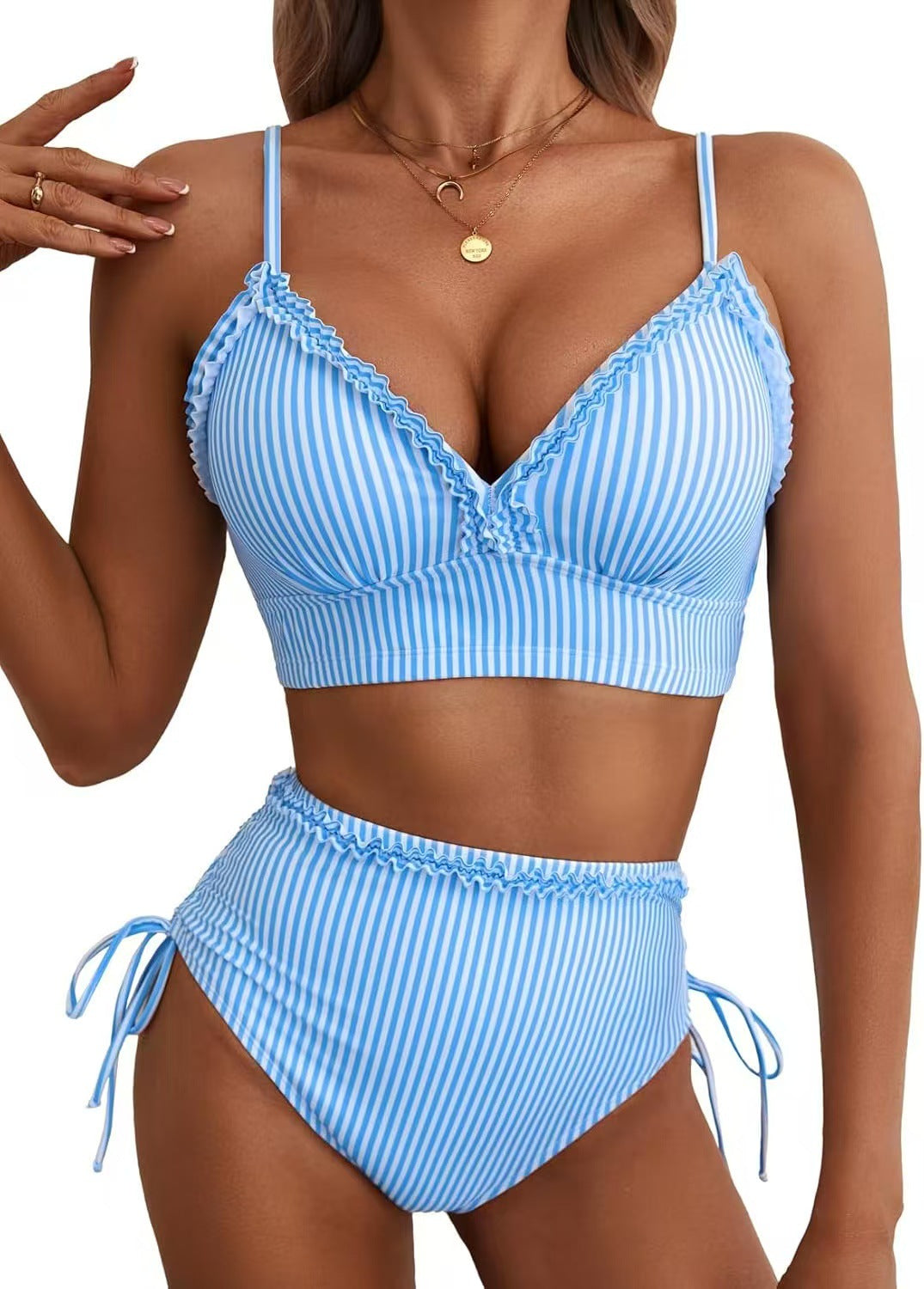Women's bikini set with cute ruffle detail and high-waisted cut Mune Fashion
