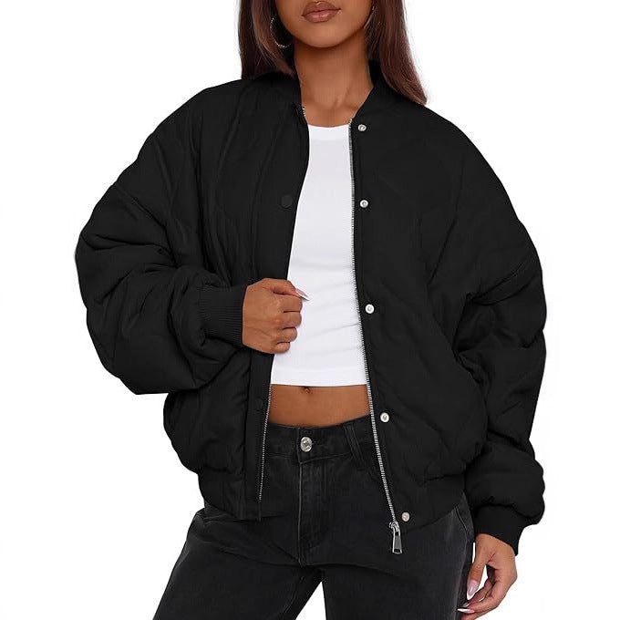 Women's short-cut quilted bomber jacket in oversized look with raglan sleeves Mune Fashion