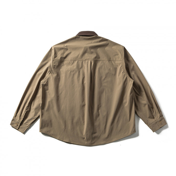 Men's oversized shirt in relaxed fit with contrast collar and patch chest pocket Mune Fashion