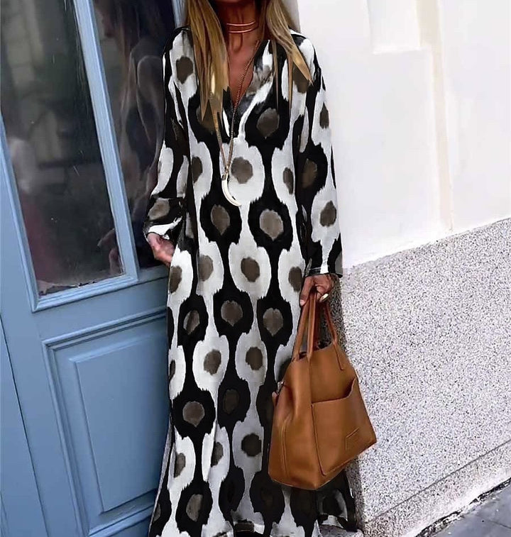 Women's Long Boho Maxi Dress with V-Neck, Loose Fit and Eye-Catching Allover Print Drune
