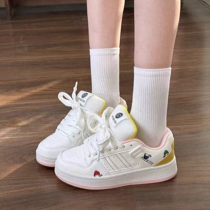 Women's sneakers with fun appliqués and slip-resistant sole Mune Fashion