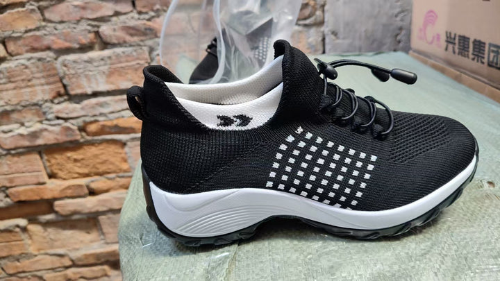 Women's knitted sock-like sports shoe with elastic shaft and shock-absorbing sole Mune Fashion