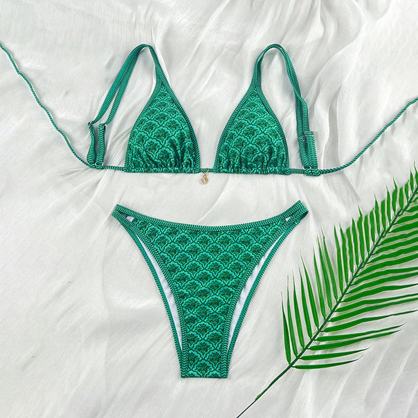 Women Triangle Bikini with trendy floral design Mune Fashion